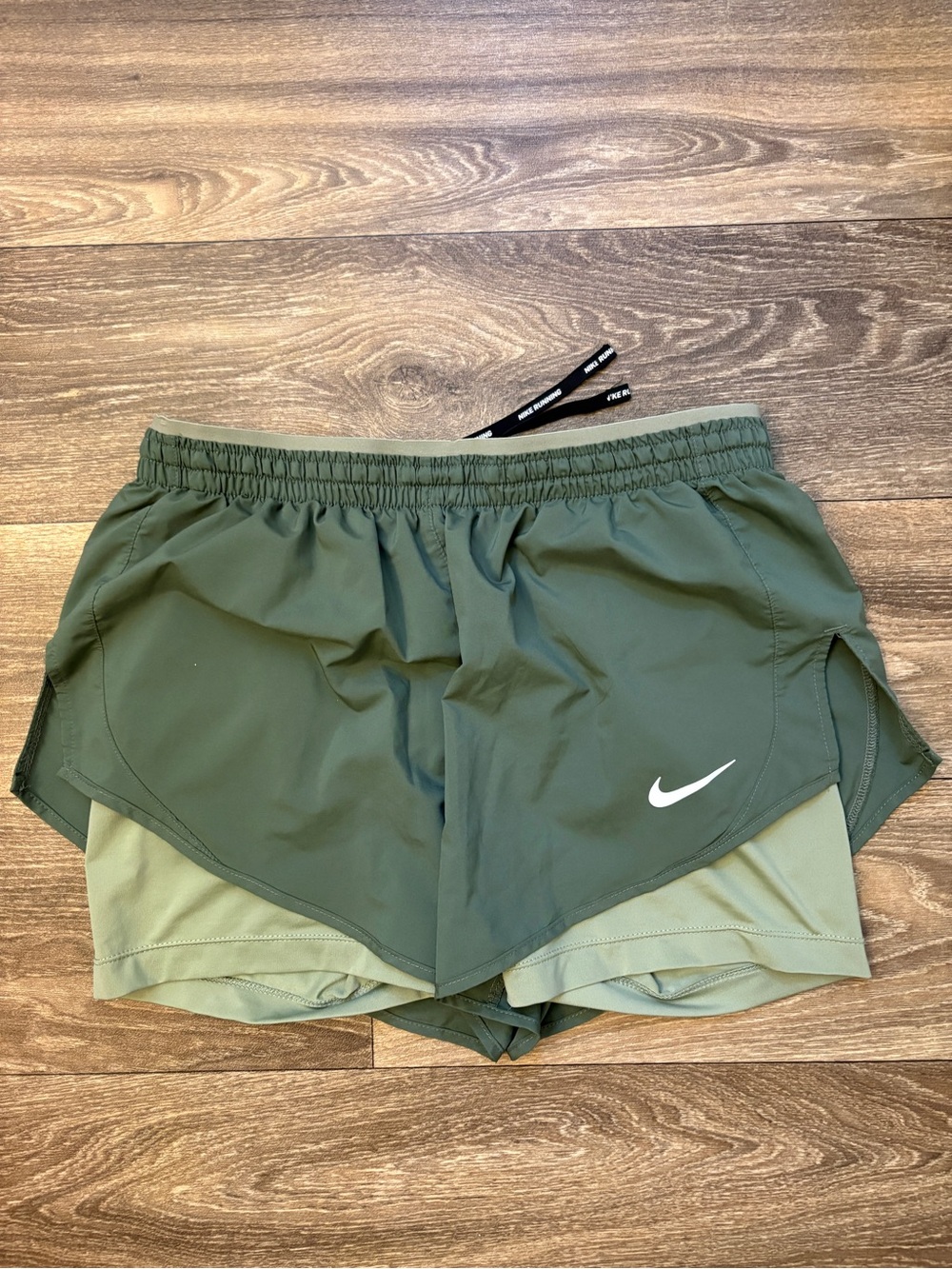 Nike Tempo Luxe 2-in-1 Dri-FIT Running Shorts Olive Green M
